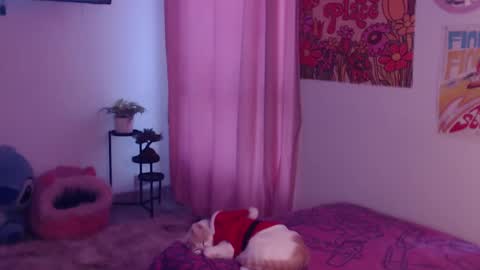    online show from December 5, 2024, 11:07 pm