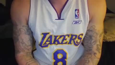 Snapshot of honorablyrespectedgent chatting on October 23, 2025, 3:17 am Andrew online show from October 23, 2025, 3:17 am