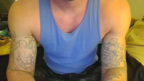 Snapshot of honorablyrespectedgent chatting on November 6, 2025, 1:39 am Andrew online show from November 6, 2025, 1:39 am