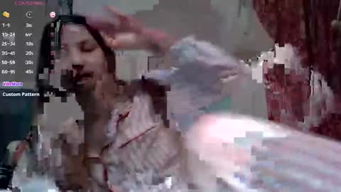 HoodHippy online show from February 18, 2026, 4:30 am