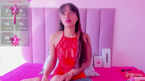 Snapshot of hoollyhendrix chatting on September 25, 2025, 8:12 pm holly online show from September 25, 2025, 8:12 pm