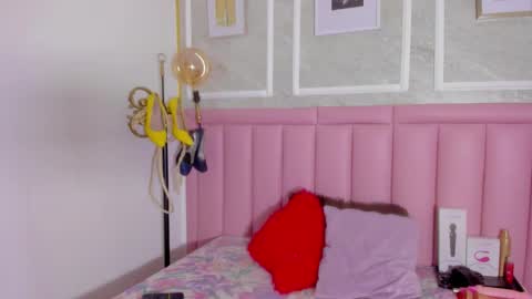 holly online show from February 24, 2026, 9:24 pm