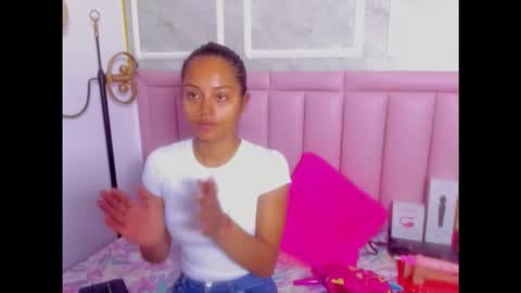 holly online show from March 16, 2026, 8:02 pm