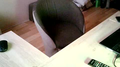 Snapshot of hoops891 chatting on October 5, 2025, 2:04 pm Hoops891 online show from October 5, 2025, 2:04 pm