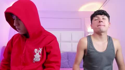 Snapshot of hoot_booys_ chatting on March 18, 2026, 7:50 pm hoot_booys_ online show from March 18, 2026, 7:50 pm