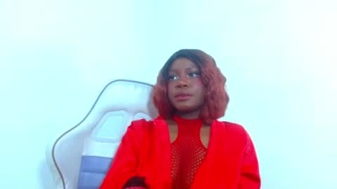 Snapshot of hoot_emily chatting on July 18, 2026, 10:08 am Emily online show from July 18, 2026, 10:08 am