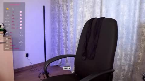 Karina online show from September 22, 2025, 4:03 am