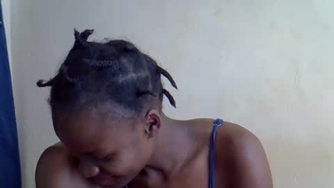 hope_terry online show from February 14, 2025, 7:49 am