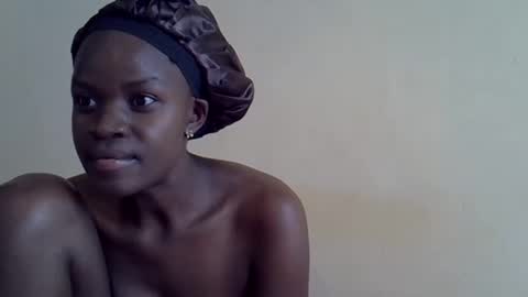 hope_terry online show from February 18, 2025, 12:17 pm