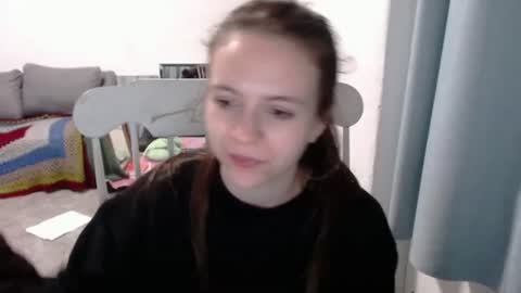 Snapshot of hope_xo chatting on June 11, 2026, 11:03 pm Hope online show from June 11, 2026, 11:03 pm