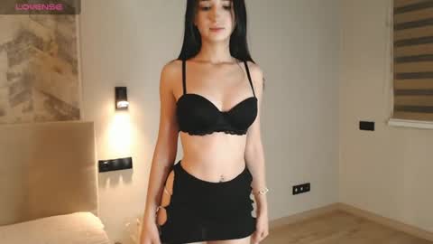Emma online show from July 23, 2026, 9:02 pm