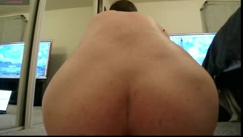 Horny004200 online show from July 26, 2026, 4:42 am
