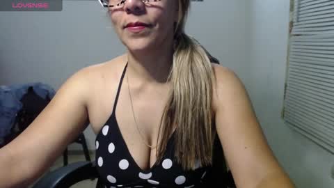 horny and daring online show from December 24, 2024, 10:11 am