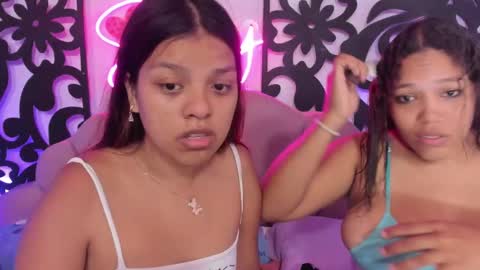 CATALINA Y LAURA  online show from March 12, 2025, 1:58 am