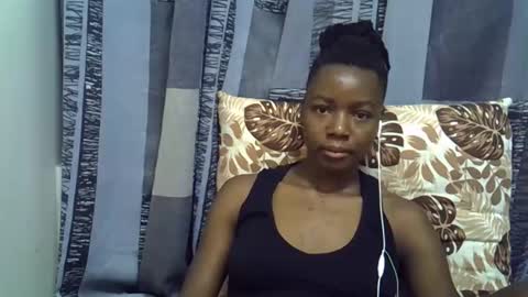 Snapshot of horny_baddie18 chatting on April 15, 2026, 7:58 pm Leila online show from April 15, 2026, 7:58 pm