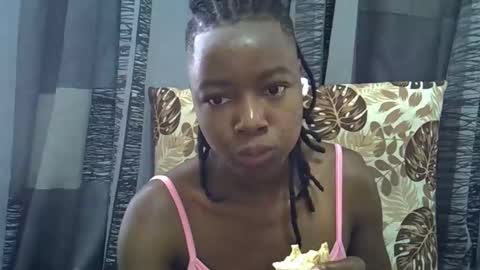 Snapshot of horny_baddie18 chatting on May 3, 2026, 10:43 am Leila online show from May 3, 2026, 10:43 am