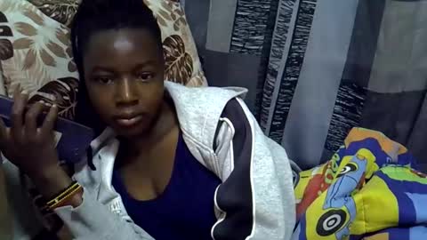 Snapshot of horny_baddie18 chatting on May 20, 2026, 6:25 pm Leila online show from May 20, 2026, 6:25 pm