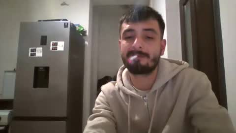 Snapshot of horny_couple9600 chatting on October 27, 2025, 11:20 pm horny_couple9600 online show from October 27, 2025, 11:20 pm