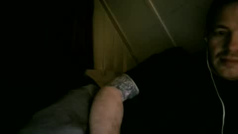 Snapshot of horny_dutch020 chatting on April 27, 2026, 3:04 am horny_dutch020 online show from April 27, 2026, 3:04 am
