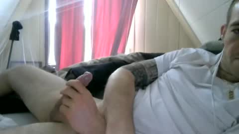 horny_dutch020 online show from June 14, 2026, 11:34 am