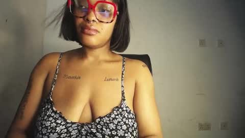 horny_ebonygirl_ online show from May 7, 2026, 7:03 am