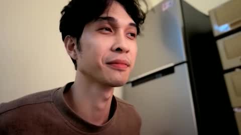 EDDIE online show from October 11, 2025, 5:17 am