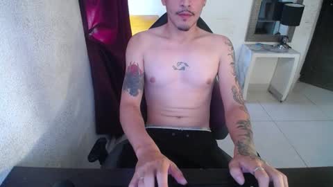 horny_enaxxxion online show from February 5, 2026, 1:49 pm