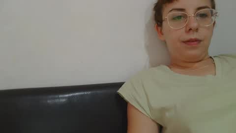 Snapshot of horny_hey chatting on September 25, 2025, 8:40 am Serena online show from September 25, 2025, 8:40 am