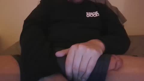 Snapshot of horny_matias chatting on February 13, 2025, 4:00 am horny_matias online show from February 13, 2025, 4:00 am