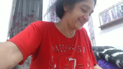 Snapshot of horny_mommy17 chatting on March 10, 2025, 1:45 am armina online show from March 10, 2025, 1:45 am