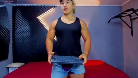 horny_nick18 online show from June 17, 2026, 11:45 am