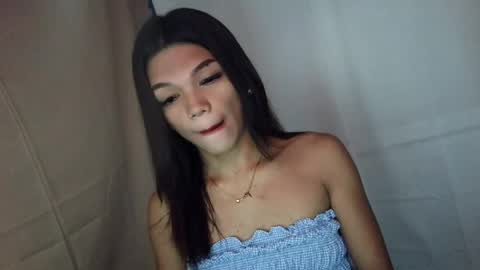 Snapshot of horny_rhiana chatting on May 12, 2026, 4:42 am Rhiana online show from May 12, 2026, 4:42 am