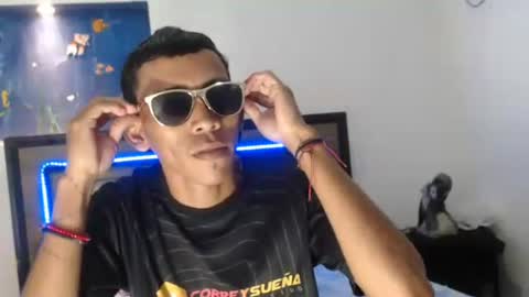 horny_skinny_boy online show from February 3, 2026, 11:43 pm