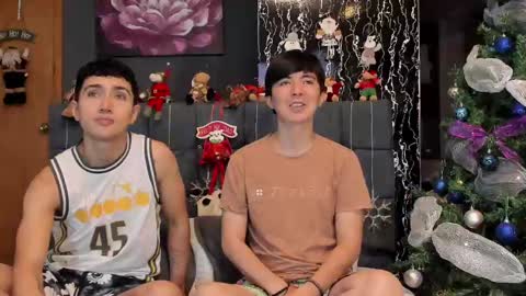 Alex and Camilo online show from December 7, 2024, 10:06 pm