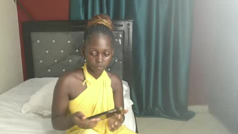 Snapshot of hornybella4 chatting on January 9, 2025, 9:47 pm Bella online show from January 9, 2025, 9:47 pm