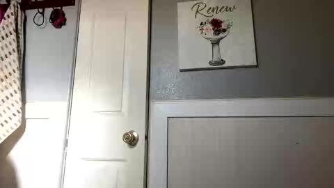 hornyboimilfssss online show from September 9, 2025, 11:59 pm