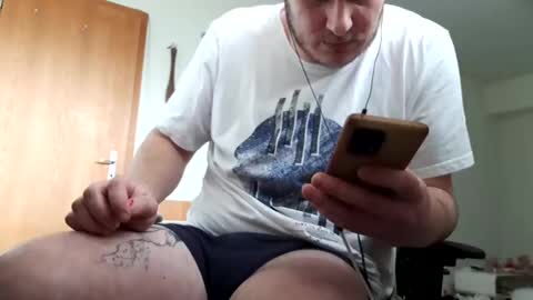 hornycock_1993 online show from February 13, 2025, 10:23 am