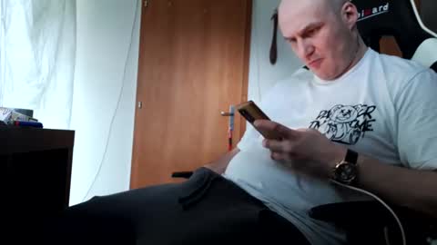 hornycock_1993 online show from February 22, 2025, 4:09 pm