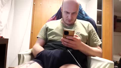 hornycock_1993 online show from February 27, 2025, 6:42 pm