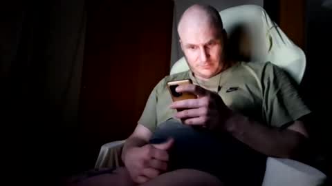 hornycock_1993 online show from February 28, 2025, 12:54 am