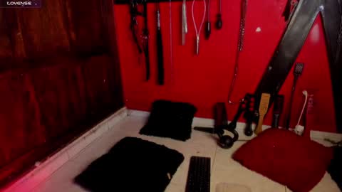 Mia Dahianaa   2  hornydahianax online show from December 4, 2024, 2:53 am
