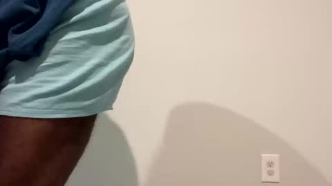 hornyftmguy82 online show from December 8, 2024, 3:21 am