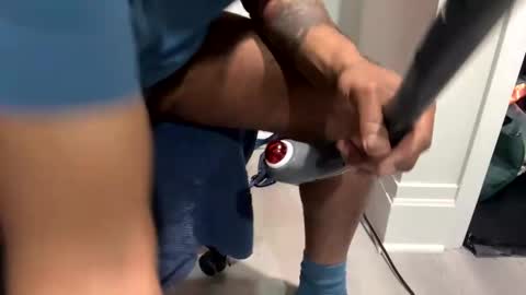 hornyftmguy82 online show from December 12, 2024, 3:10 am