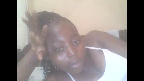 Snapshot of hornygal001 chatting on October 8, 2025, 7:06 am hornygal001 online show from October 8, 2025, 7:06 am