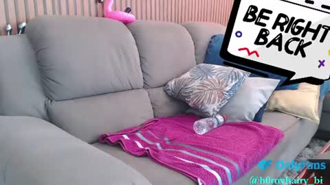 Snapshot of hornyhairy_bi chatting on July 28, 2026, 7:39 pm Harry online show from July 28, 2026, 7:39 pm