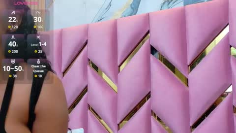 Valentina  online show from October 12, 2025, 12:15 pm