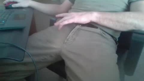 hornyhubby1001 online show from December 17, 2025, 3:18 pm