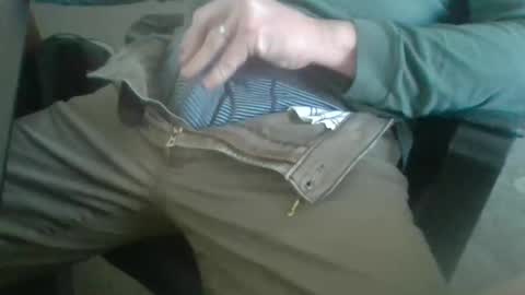 hornyhubby1001 online show from February 11, 2026, 9:09 pm