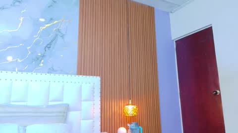 Snapshot of hornylatimommy chatting on October 25, 2025, 1:07 pm Natasha  online show from October 25, 2025, 1:07 pm