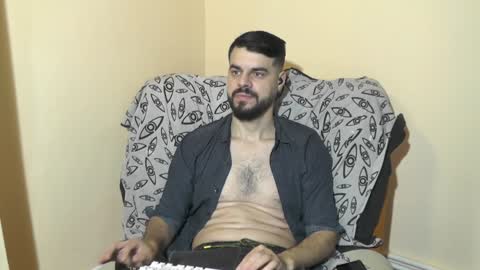 Snapshot of hornymaster93 chatting on December 14, 2024, 9:51 am hornymaster online show from December 14, 2024, 9:51 am